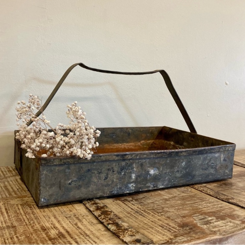 Industrial Distressed Tool Box Metal Tray Metal With Handle Rustic Farmhouse - Picture 2 of 16